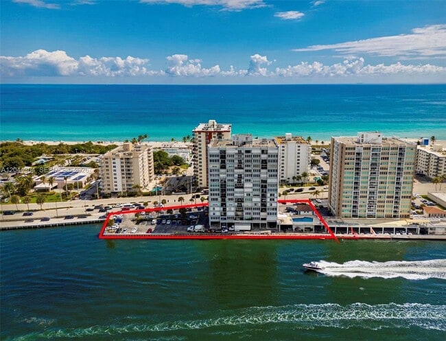 Building Photo - 1400 S Ocean Dr