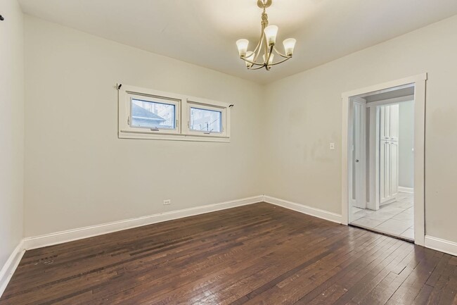 Foto del edificio - 7356 N Ashland Blvd