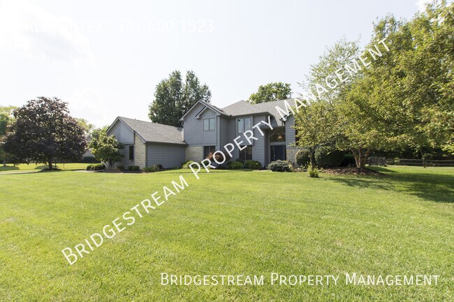 Building Photo - Beautiful 3 bedroom, 2.5 bath home in Spri...