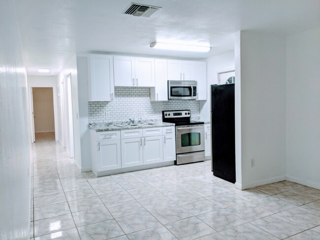 Foto del edificio - 7174 33rd St N
