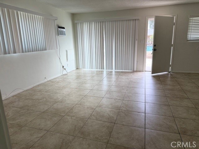 Foto del edificio - 686 E Cottonwood Rd