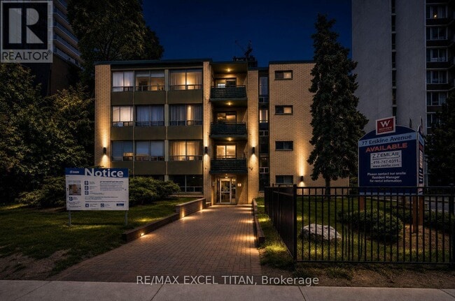 Building Photo - 77 Erskine Ave