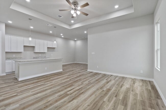 Building Photo - New Luxury homes! Call Now!! 830-327-8773