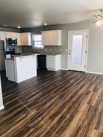 Building Photo - 2803 W Blackstone Crossing