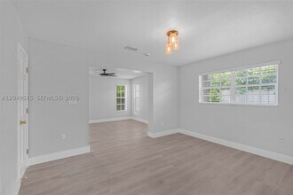 Building Photo - 9075 SW 48th Terrace