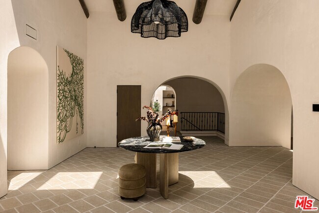 Foto del edificio - 17647 Belinda St