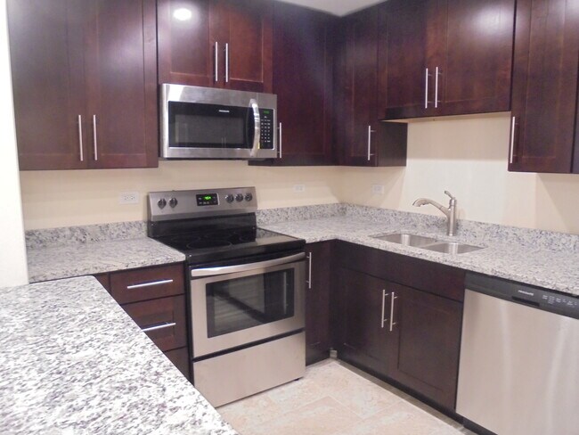 Foto del edificio - 416 Marengo Ave