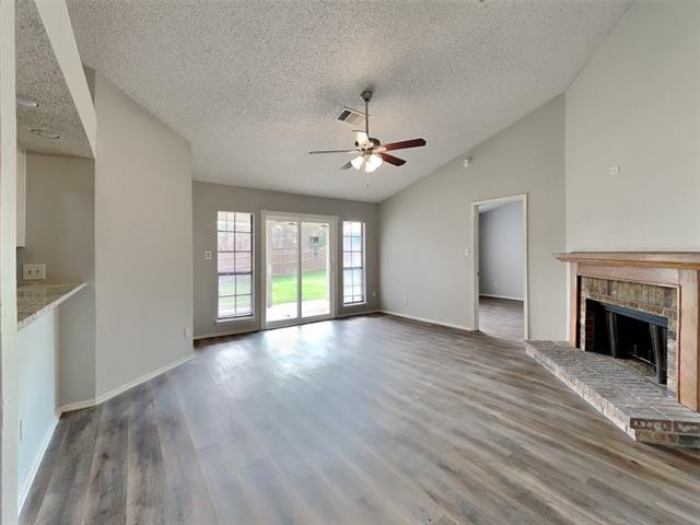 Building Photo - 1056 Twin Falls Dr