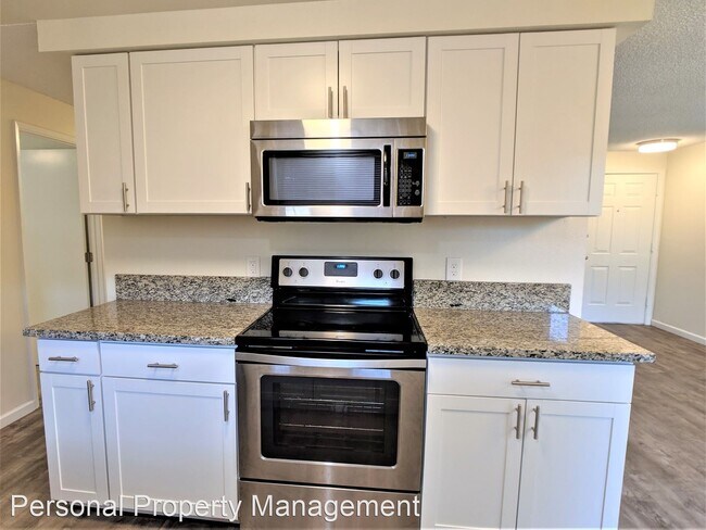 Foto del edificio - 2 br, 1 bath House - 3107 L St