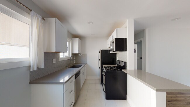 Foto del edificio - 1800 N Kingsley Dr