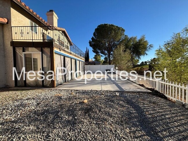 Foto del edificio - 12820 Santa Anita Trail