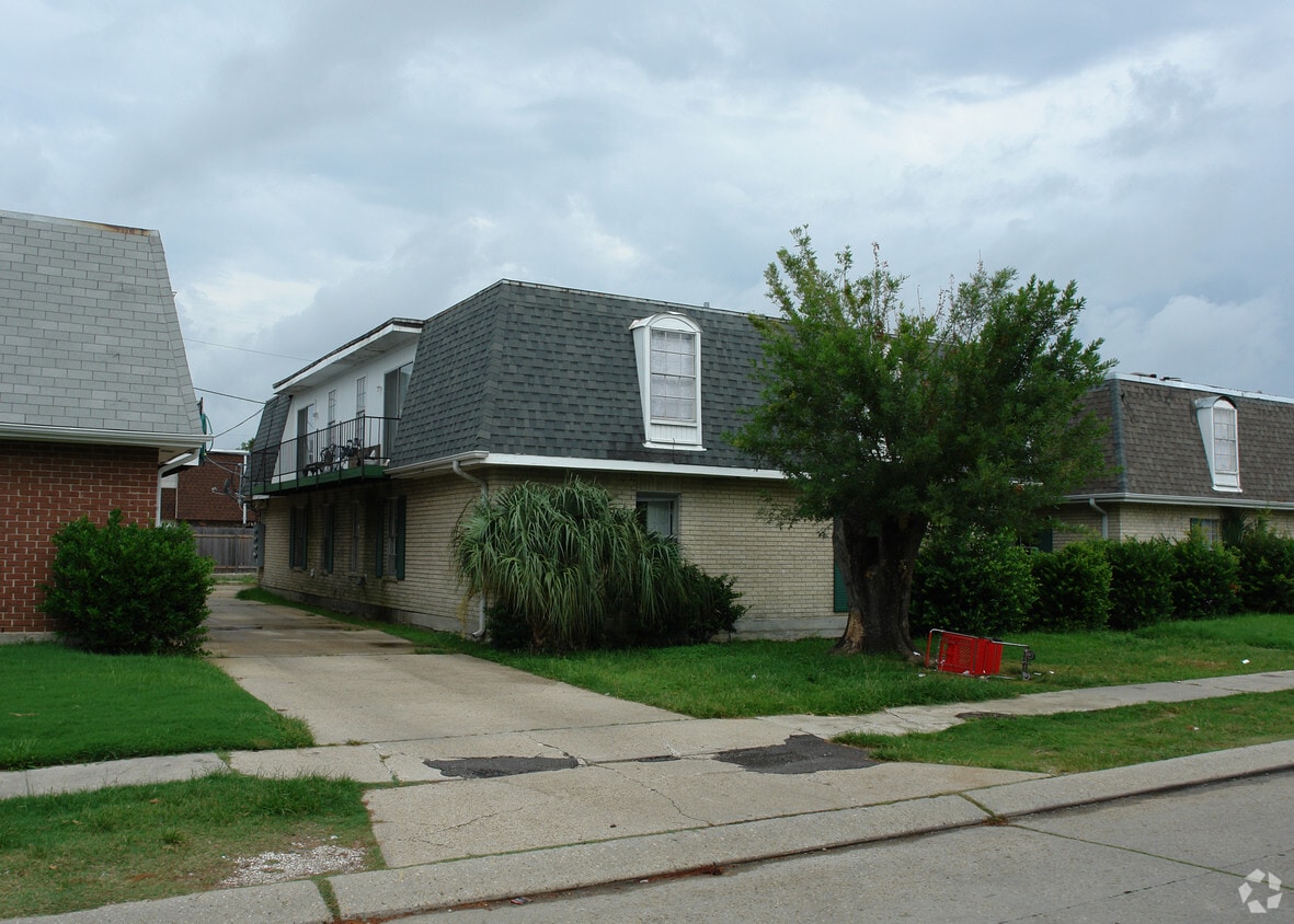 Primary Photo - 3000 Houma Blvd