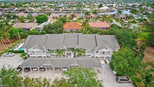 DANAH WAY CONDOS - 615 Rose Garden Rd