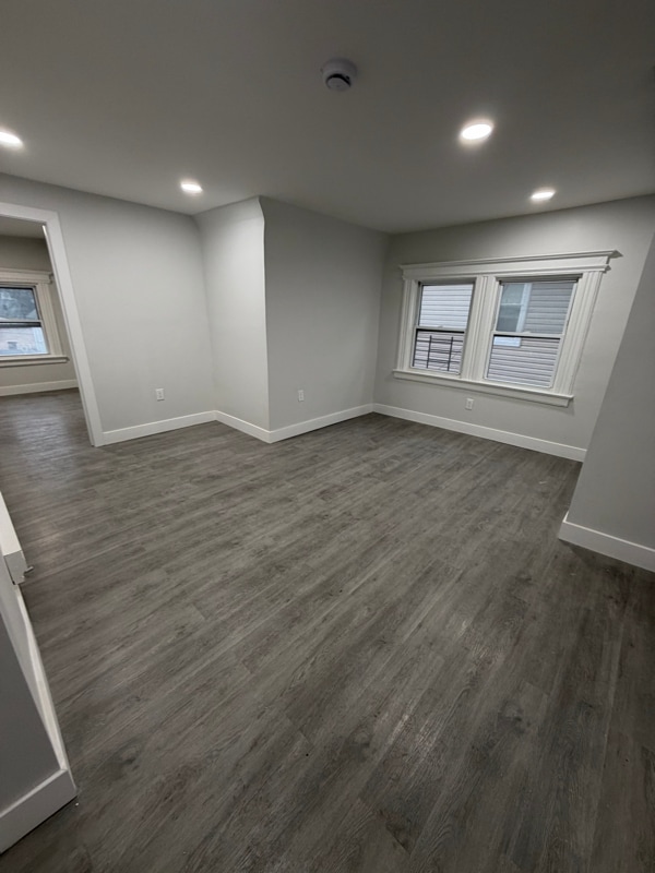 Foto del edificio - 162 Renner Ave