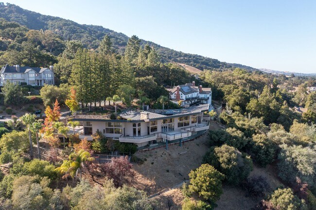 Foto del edificio - 21 Deer Oaks Ct