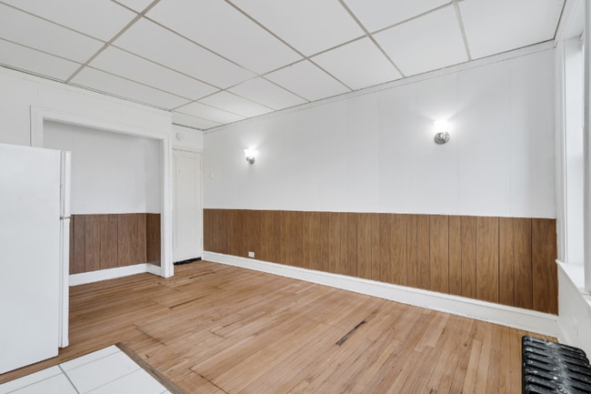 Foto del edificio - 1440 W Howard St