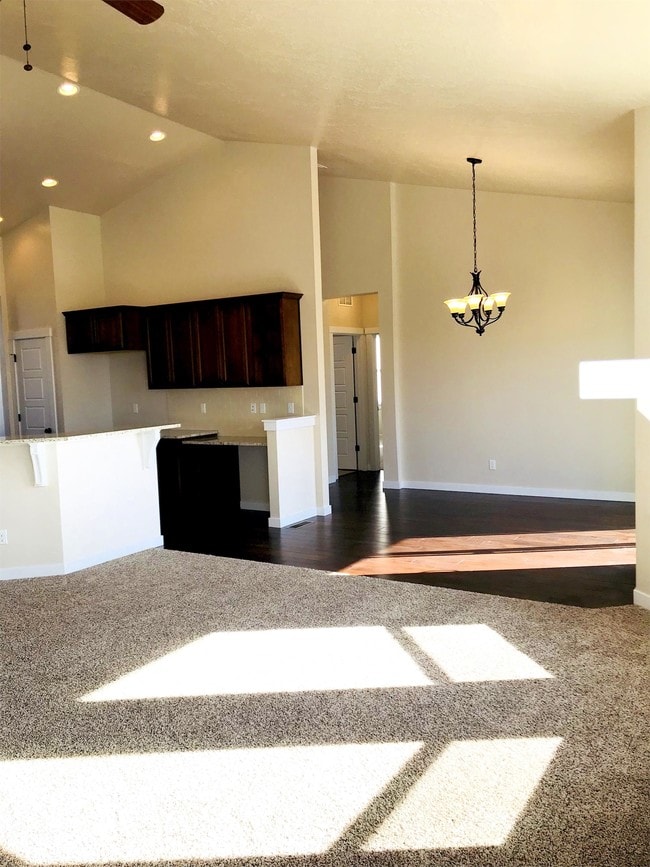 Building Photo - 6705 E Thornton St