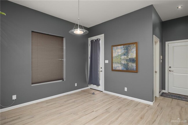 Foto del edificio - 6801 N 4th St