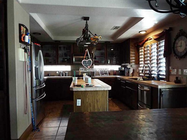 Foto del edificio - 8317 Deer Springs Way