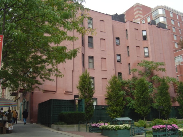  - 161 E 96th St