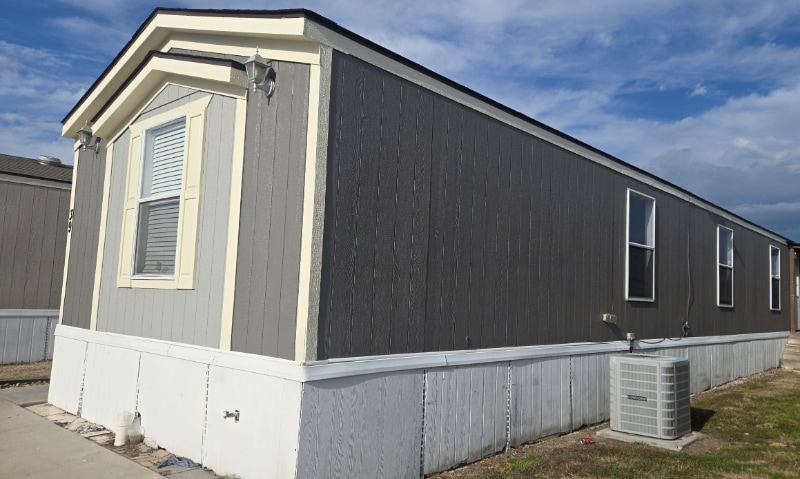 Foto del edificio - 1120 N Vista Dr