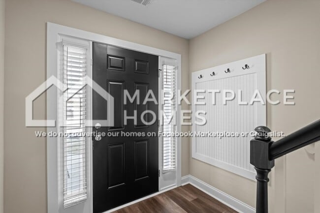 Building Photo - 128 Downsbury Rd