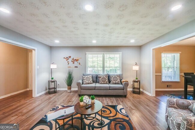 Foto del edificio - 6903 Doncaster Rd