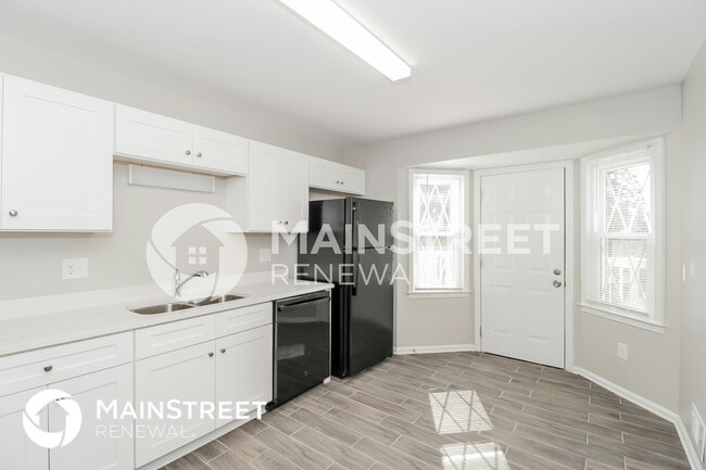 Building Photo - 23 Fairfield Dr SW