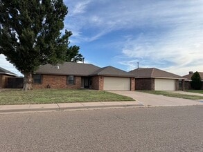 Building Photo - 2613 Fred Daugherty Ave