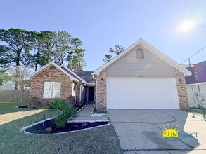 Building Photo - 328 Brookwood Blvd