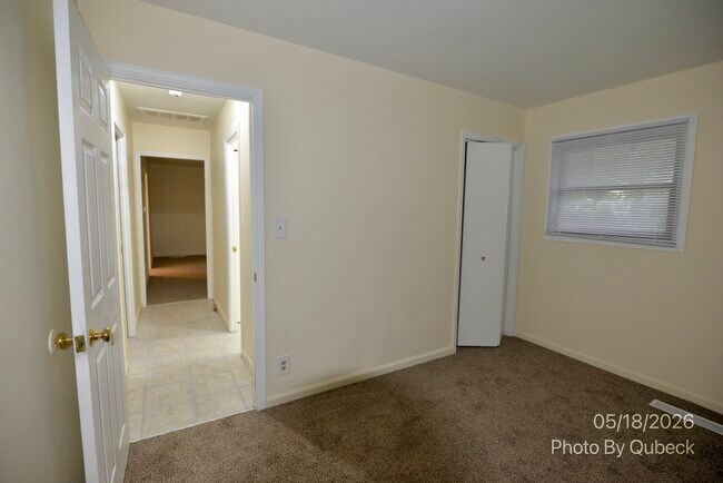 Foto del edificio - 138 Crestwood Dr