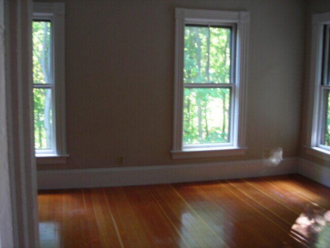 living room - 6 Everett St
