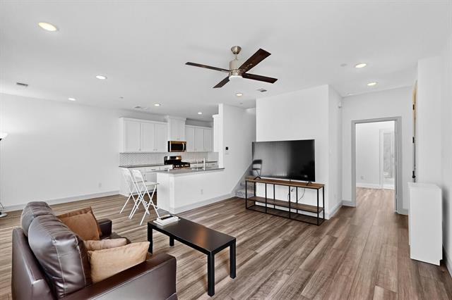 Foto del edificio - 1371 Hill Country Pl