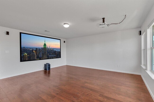 Foto del edificio - 9624 Morgan Creek Dr