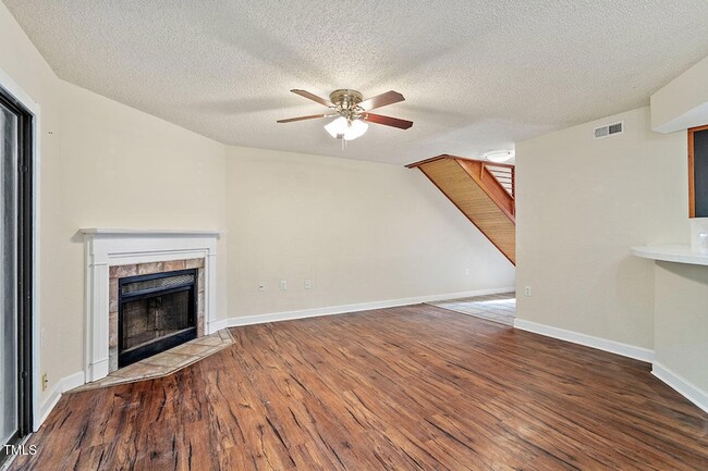 Building Photo - 7820 Falcon Rest Cir