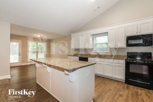 Foto del edificio - 1043 Blakewood Ct