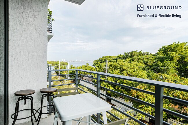 Foto del edificio - 6445 NE 7th Ave