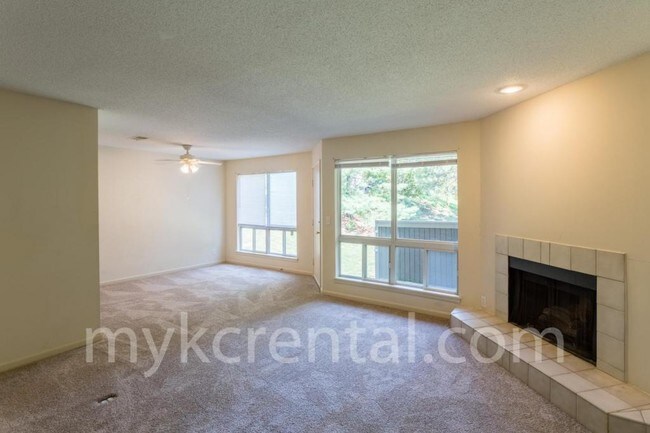 Building Photo - 11204 Nieman Rd. #101