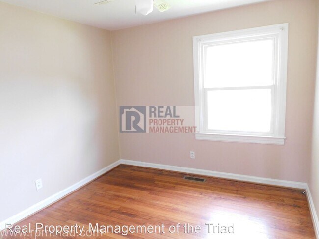 Building Photo - 3 br, 1 bath House - 1525 Tucker Street