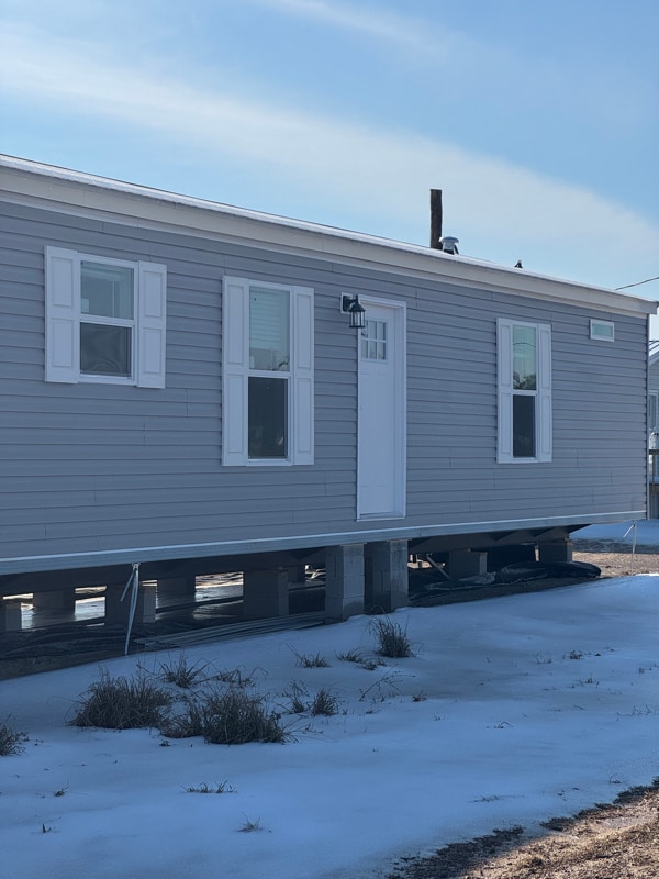 Building Photo - 250 Patriot Ln