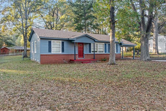 Foto principal - 8912 Sweetbriar Ln