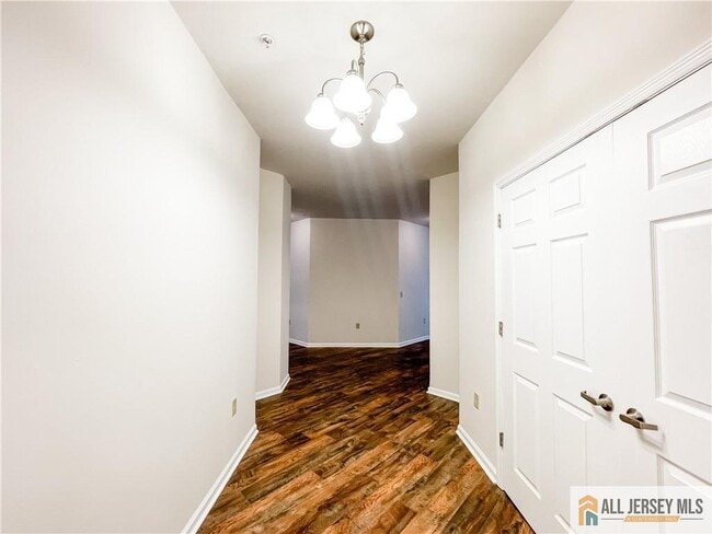 Building Photo - 105 Regency Pl