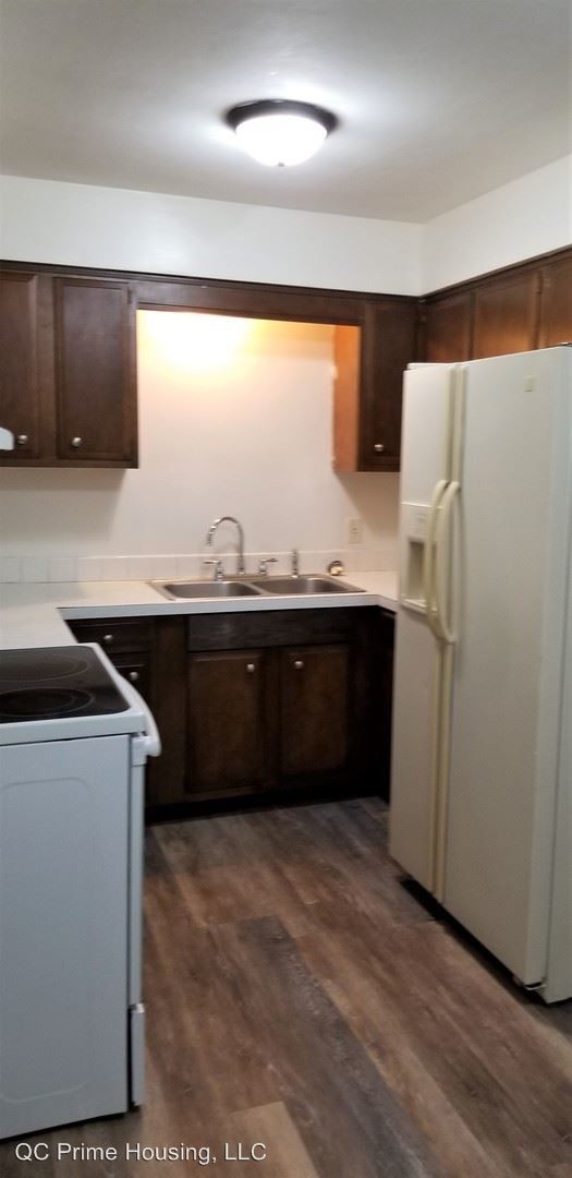 Foto del edificio - 1634 W 42nd St