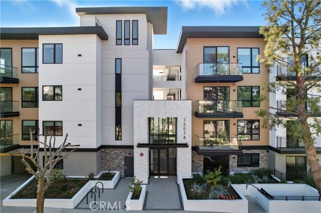 Foto del edificio - 12078 Guerin St