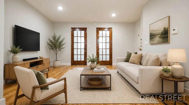 Building Photo - Spacious 2-Bedroom Apartment in Prime Bushwick