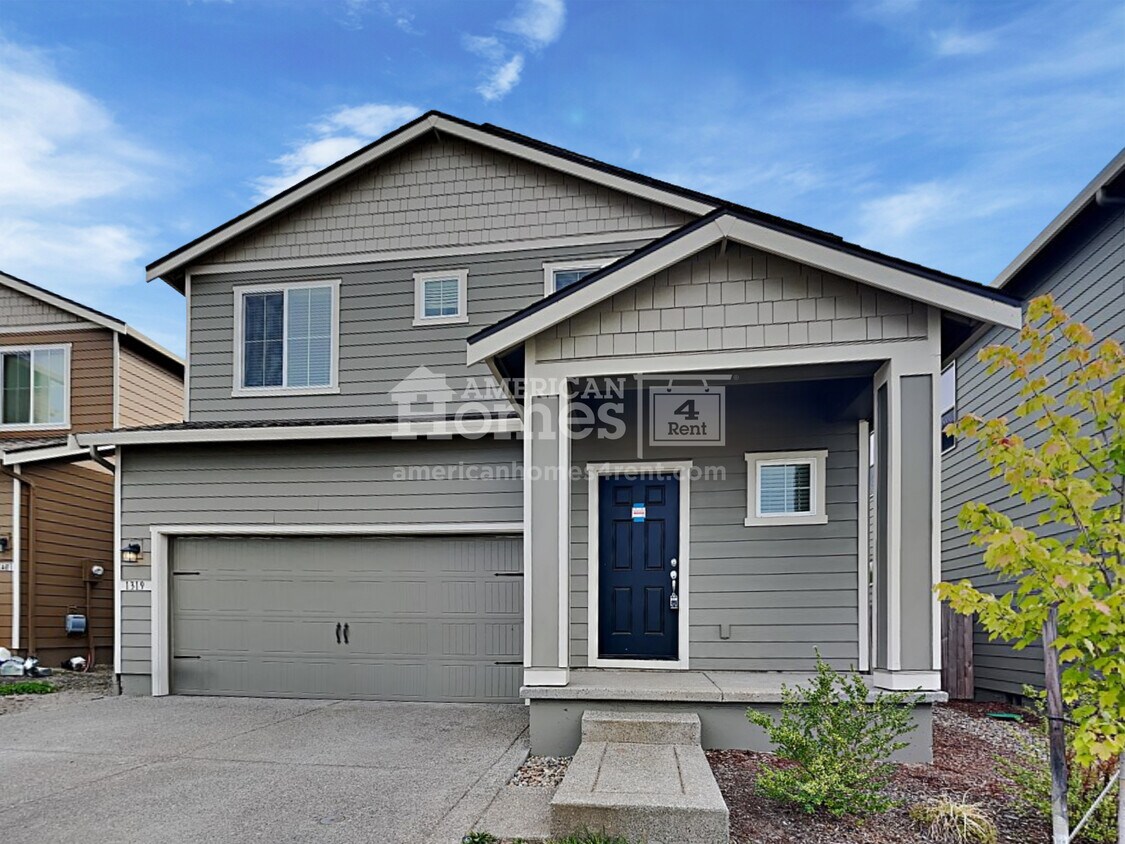 1319 W 15th Avenue House Rental in La Center, WA