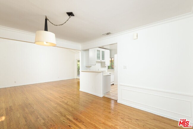 Foto del edificio - 11425 Burnham St