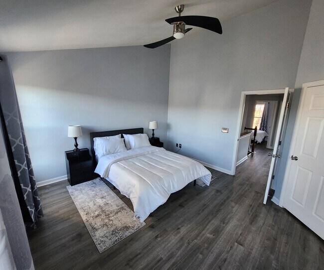 Foto del edificio - 2068 Lockwood Dr