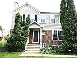 Building Photo - 775 Highview Ct
