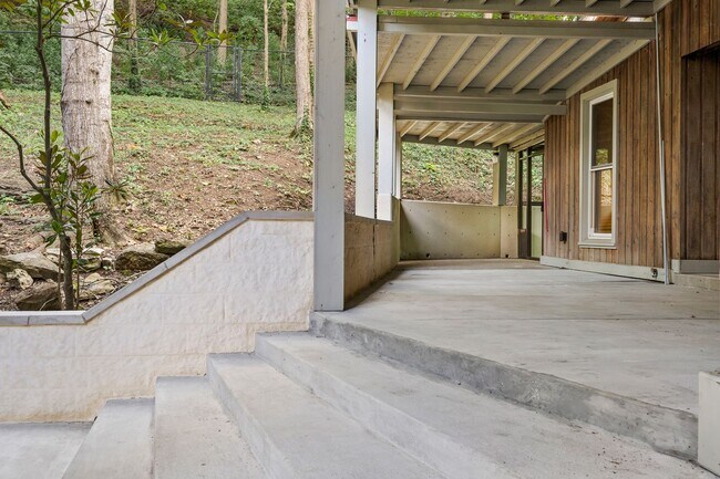 Foto del edificio - 5729 Stoneway Trail